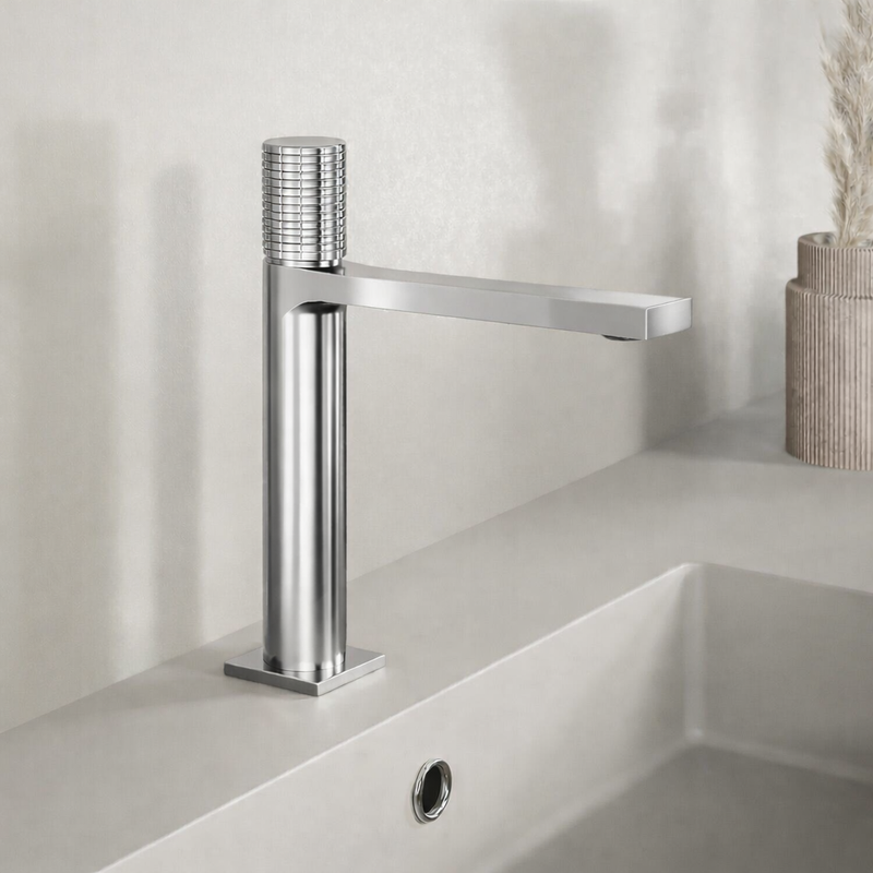 Miscelatore lavabo medio RubiFlux Sculpt con leva incisa - Cromo