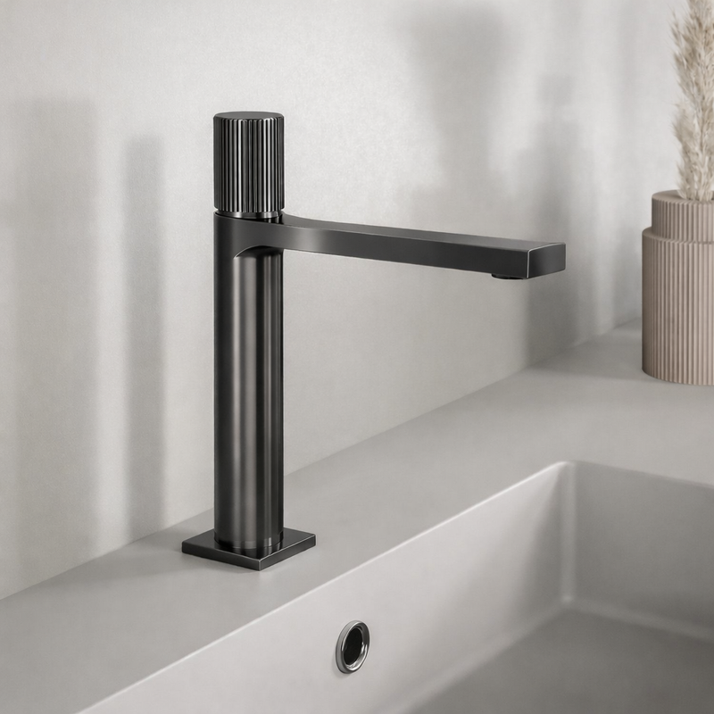 Miscelatore lavabo medio RubiFlux Sculpt con leva rigata - Gun Metal