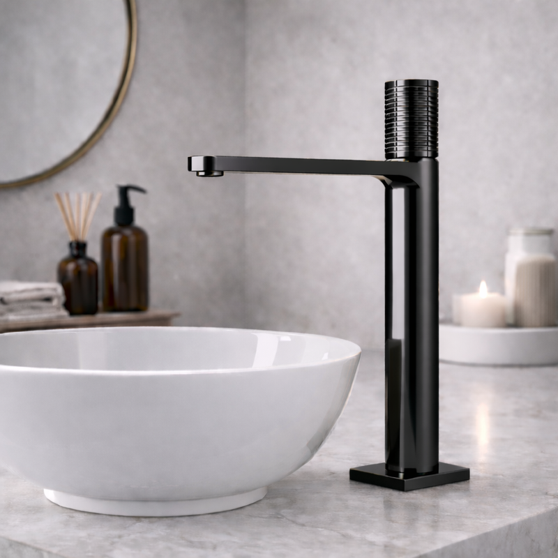 Miscelatore lavabo alto RubiFlux Sculpt con leva incisa - Nero lucido