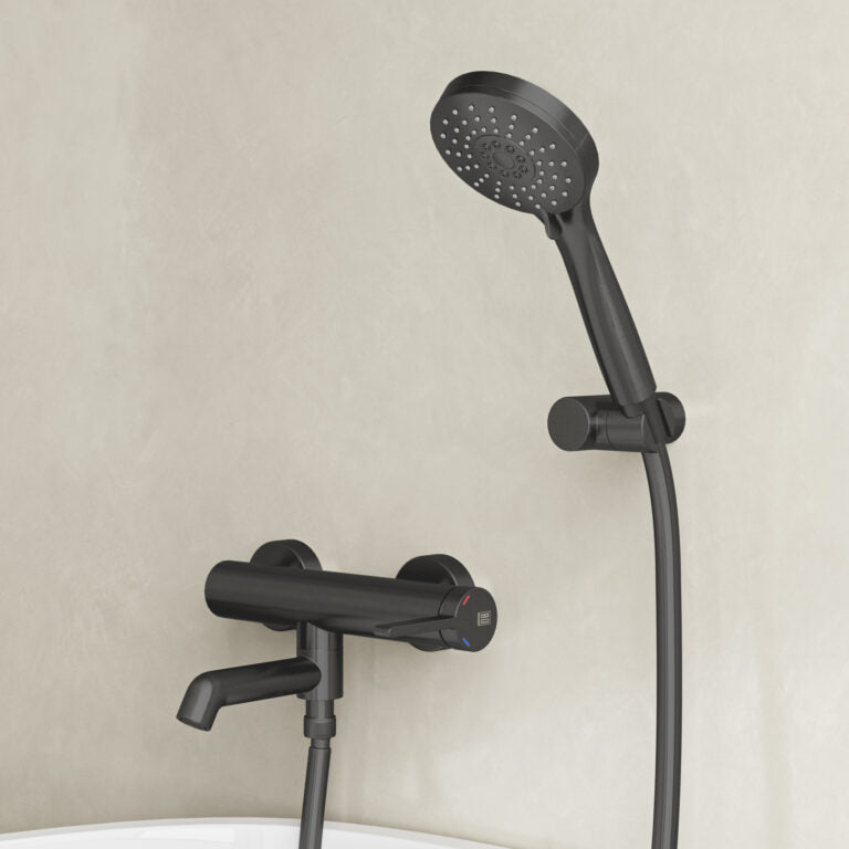 Miscelatore monocomando per vasca con kit doccino RubiFlux serie Tundra - Nero Opaco