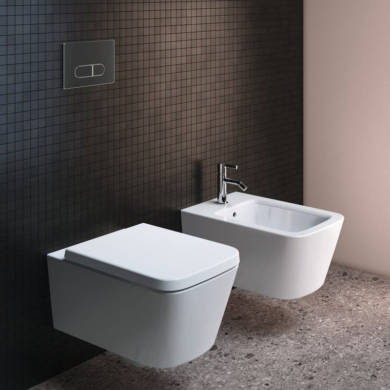 Sanitari sospesi Ideal Standard Blend Cube vaso con AquaBlade, Bidet e sedile soft close