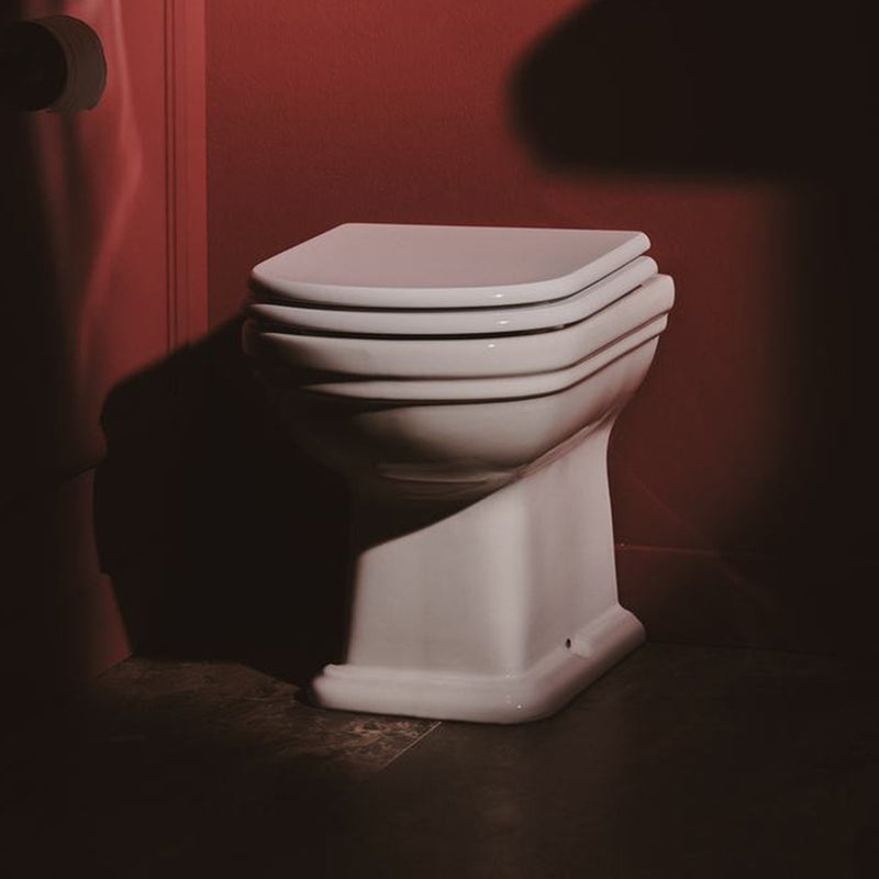 Sanitari Classici Filo muro Ideal Standard Calla vaso, Bidet e sedile soft close E222501+E222601+E251801