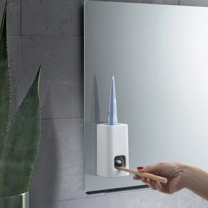 Dispenser per dentifricio a parete Gedy serie Seventy - Bianco by CeramicStore | Lo specialista del tuo bagno