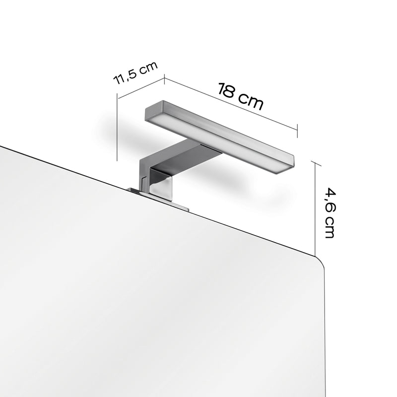 Lampada Led per specchio da 18 cm con attacco universale modello Madeira di Gedy - Cromato by CeramicStore | Lo specialista del tuo bagno