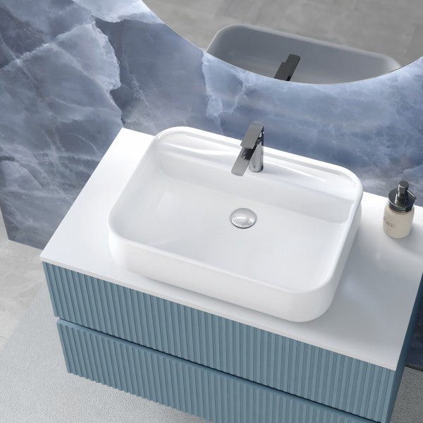 Lavabo da appoggio 54x38 in ceramica bianca con foro rubinetto BathCore modello Aura 55