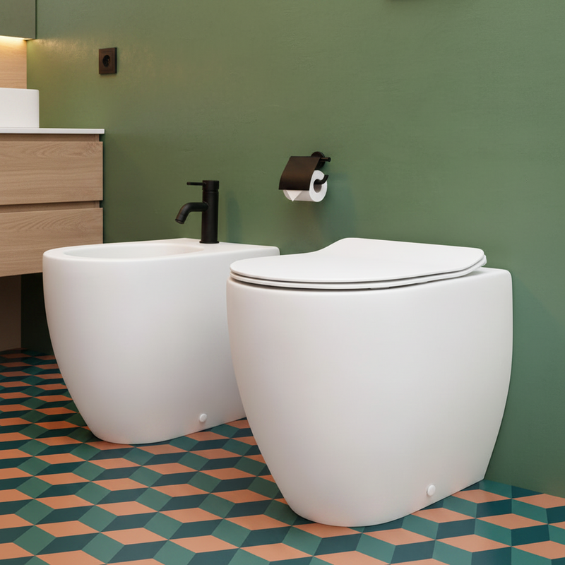 Set di sanitari filo muro senza brida in ceramica bianca lucida Axa collezione Glomp