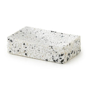 Portasapone in resina e pietre Gedy serie Zoe - Graniglia marmo bianco/nero